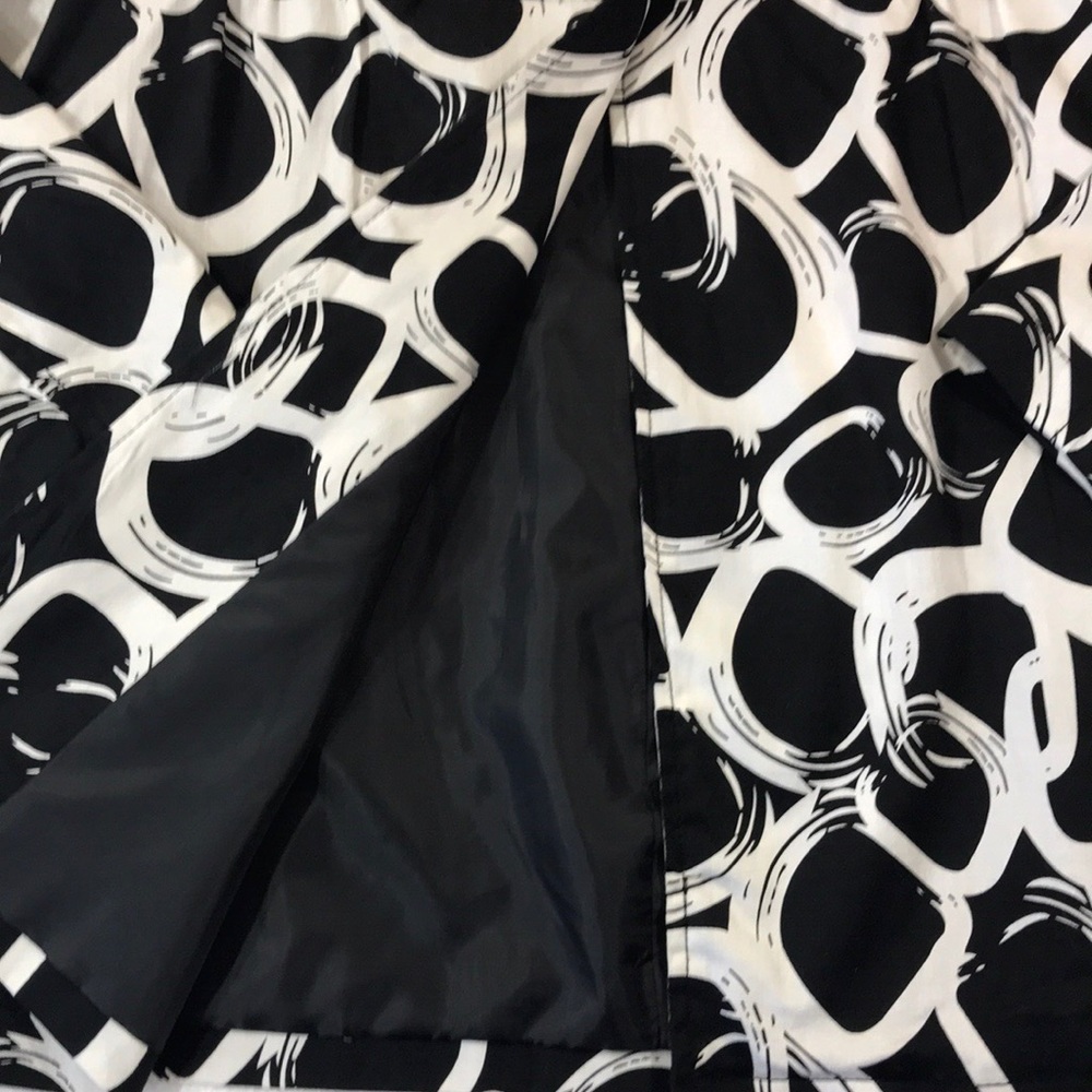 Ambition Swing Coat Size L - Picture 3 of 8